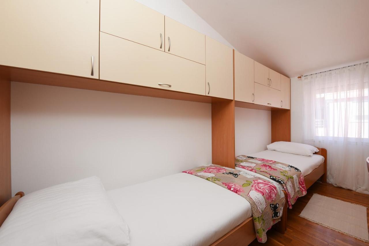 Appartement Lola Maria 2 à Zadar Extérieur photo