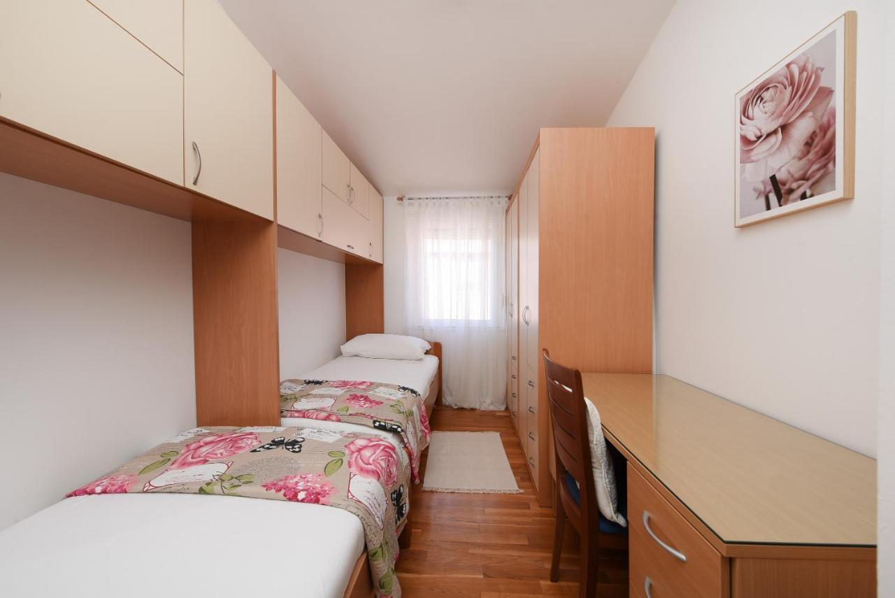 Appartement Lola Maria 2 à Zadar Extérieur photo